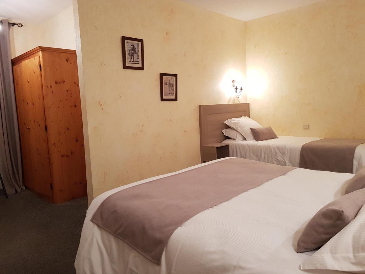Hostellerie D'Heloise Logis クリュニー エクステリア 写真