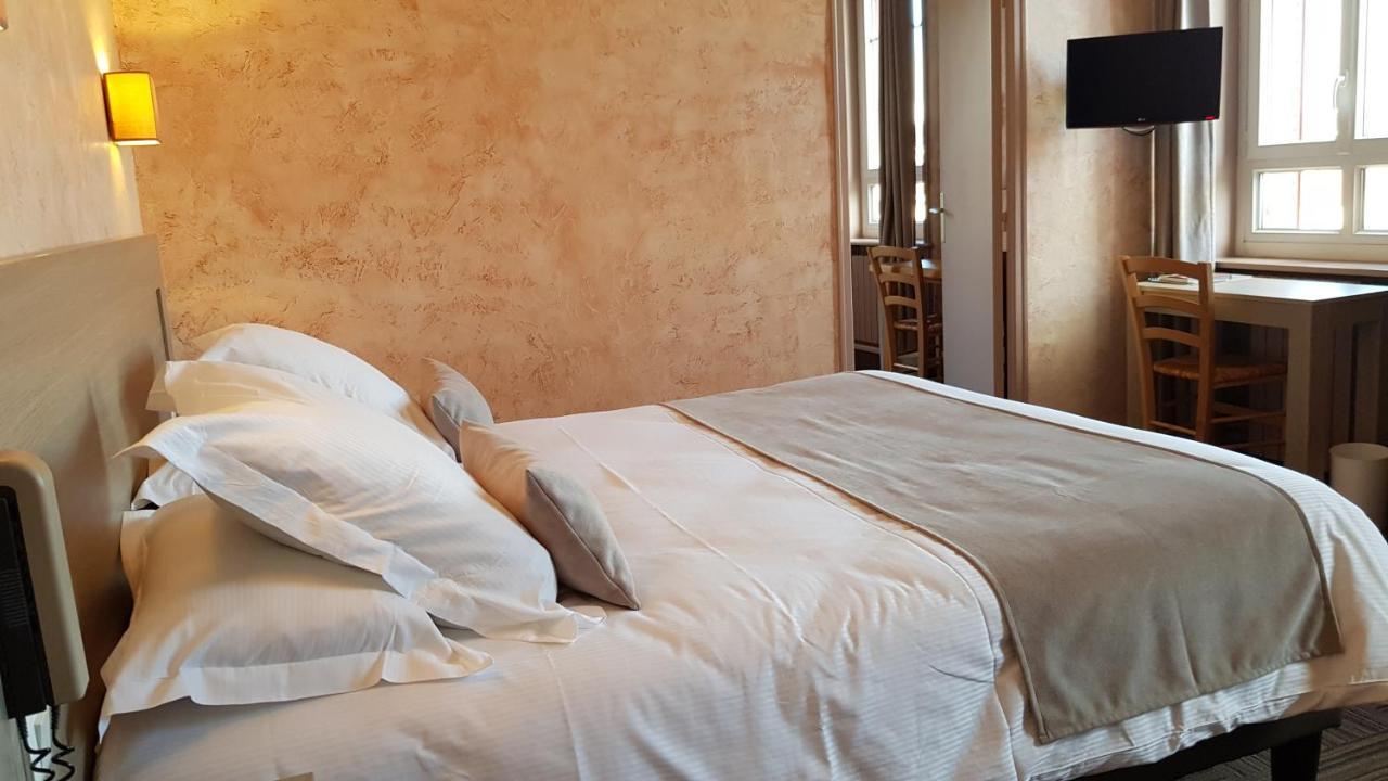 Hostellerie D'Heloise Logis クリュニー エクステリア 写真