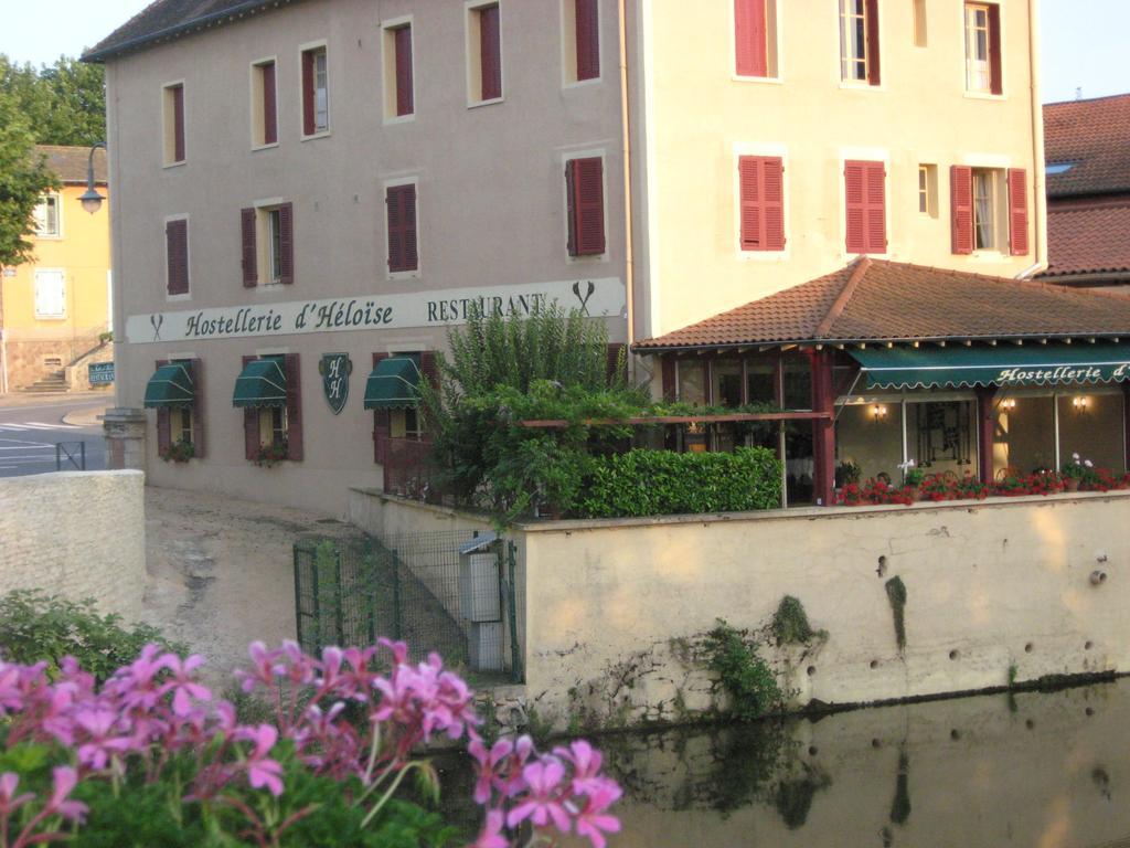 Hostellerie D'Heloise Logis クリュニー エクステリア 写真