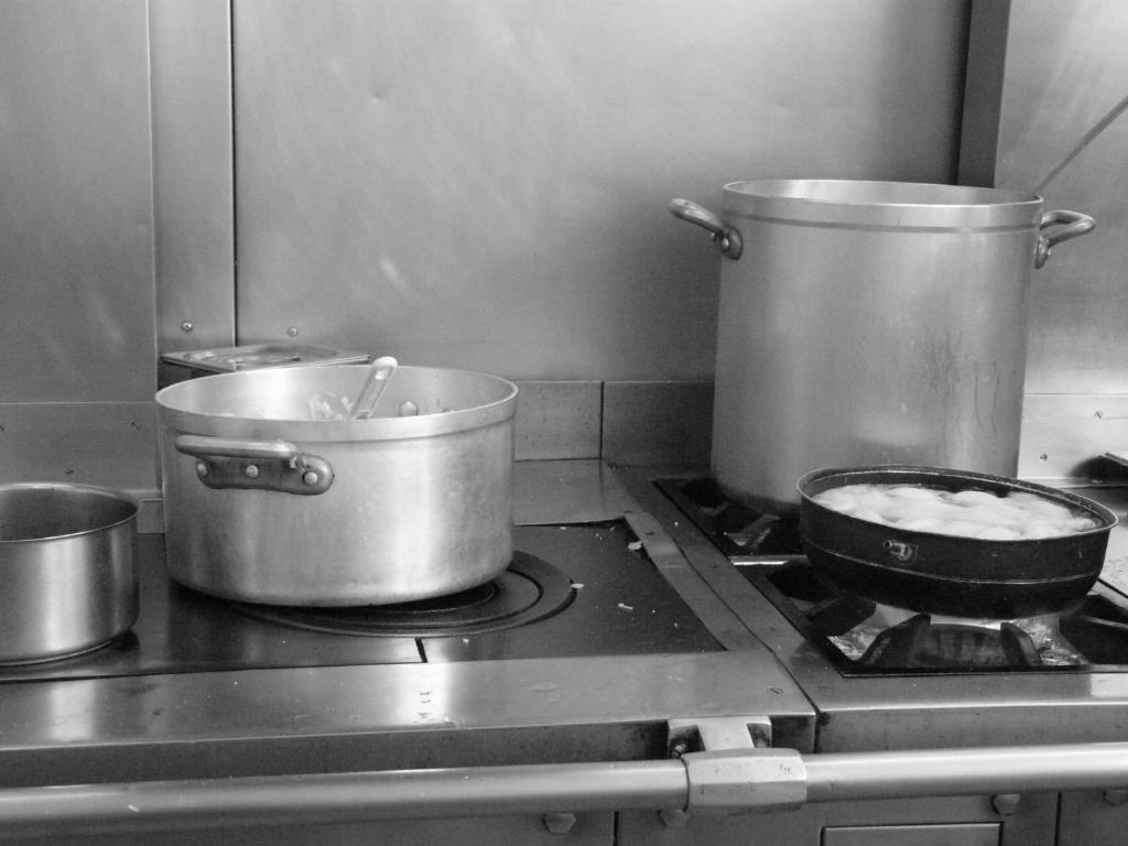 Hostellerie D'Heloise Logis クリュニー エクステリア 写真